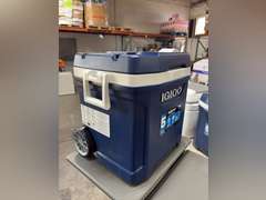 Igloo MAX-Cold Latitude 62qt Roller Cooler