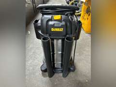 DeWalt 8gal Stainless Steel Wet/Dry Shop Vac
