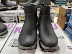 (4) Pairs Khombu Dusk All Weather Ankle Boots -Women’s Black Size 6-