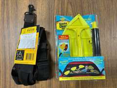Assorted Home Goods- Stanley Water Bottle/ Gardening Gloves/ Free Country Zip Up