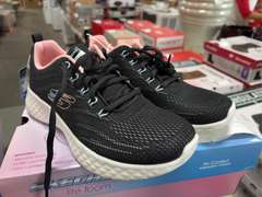 (2) Pairs Sketchers Lite Foam Running Shoes - Women’s Black & Blue Size 8 & 9 -