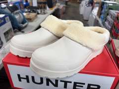 (2) Pairs Hunter Insulated Clogs -Women’s White Willow Size 8 & 9- *NIB