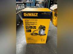 DeWalt 8gal Stainless Steel Wet/Dry Shop Vac