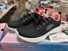 (2) Pairs Sketchers Lite Foam Running Shoes - Women’s Black & Blue Size 8 & 9 -
