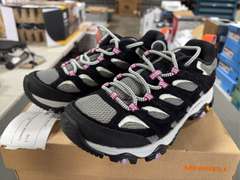 Merrell Moab 3 WP Hiking Shoes -Women’s Black/Orchid Size 7- *NIB