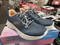 (2) Pairs Sketchers Air Cooled Lite Foam - Women’s Black & Blue Size 7 -