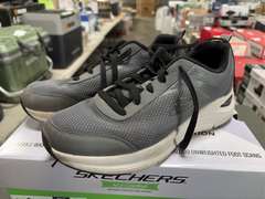 (2) Pairs Sketchers Arch Comfort - Men’s Black & Gray Size 10 -