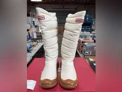 Hunter Intrepid Tall Snowboot -Women’s White Willow Size 8- *NIB