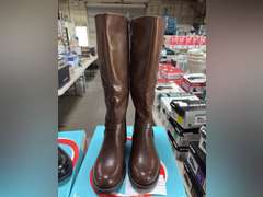 (2) B True Baretraps Boots - Women’s Brown & Black Size 7 - *NIB
