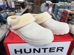 (2) Pairs Hunter Insulated Clogs -Women’s White Willow Size 8 & 9- *NIB