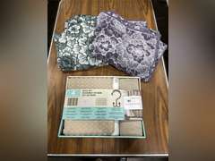 Kirkland Signature 4-Pc Bath Set