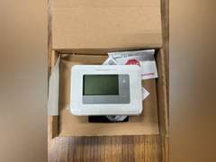 (5) Sensi & Honeywell Home Programmable Thermostats