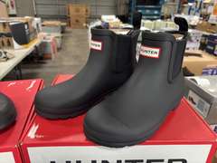 (2) Pairs Hunter Original Insulated Chelsea Boots -Women’s Black Size 8 & 9- *NIB