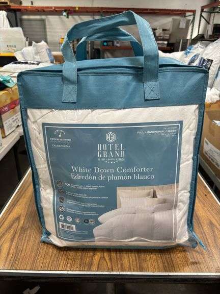 Hotel Grand Queen White Down Comforter