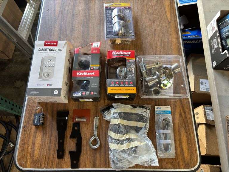 Kwikset Smart Code 260 Electronic Door Lock & (4) Assorted Door Lock Kits