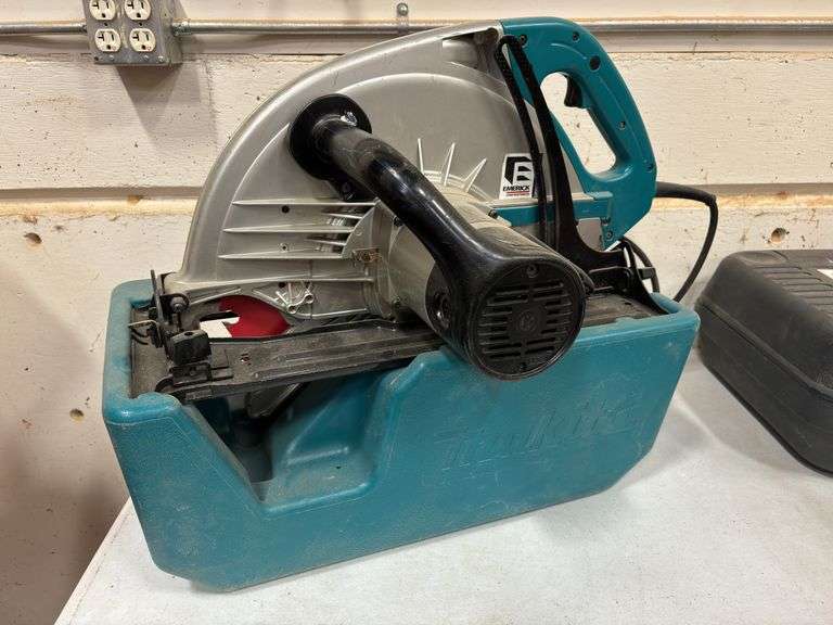 Makita 16-5/16" Circular Beam Sam - Corded *Tested/Works
