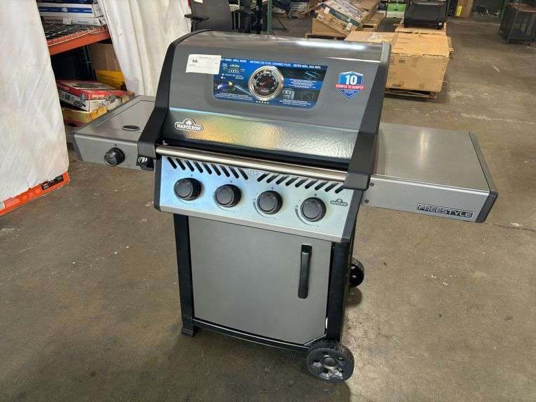 Napoleon 4-Burner Gas Barbecue