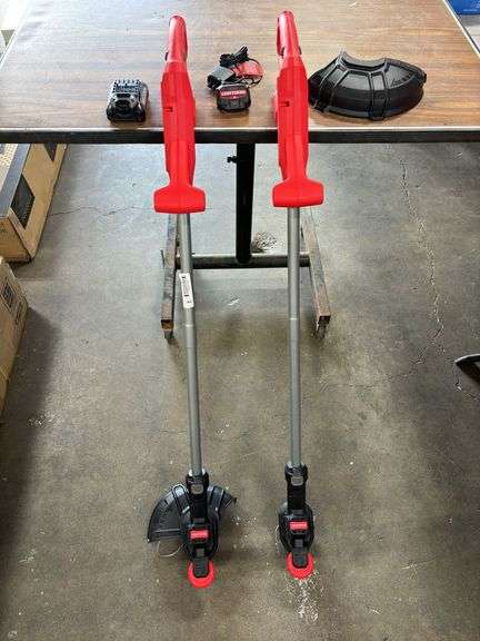 (2) Craftsman 20v 10" String Trimmers w/ (1) Battery