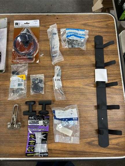 Assorted Gate/Hinges/Locks
