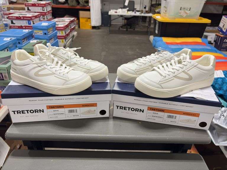 (2) Tretorn Women’s ‘Serve’ Memory Foam Sneakers (White Size 8.5)