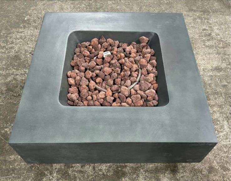 Royal Gardens 35” x 35” Patio Fire Pit *NIB