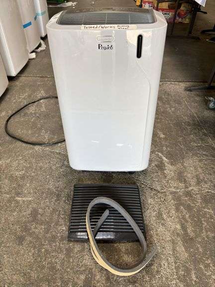 DeLonghi Pinguino Portable Air Conditioner *Tested/Works - Missing Wheel