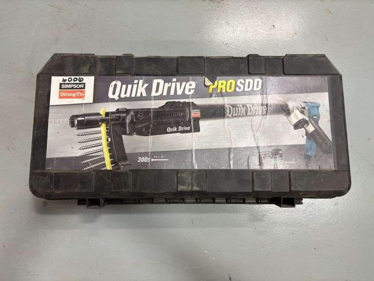 Makita Quik Drive Pro SDD Auto Feed Screw Driving System - 1-1/2" - 2-1/2" *Tested/Works