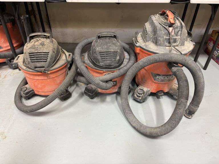 (3) Ridgid NXT Wet/Dry Shop Vacuums - (2) 10gal & (1) 12gal *Tested/Works