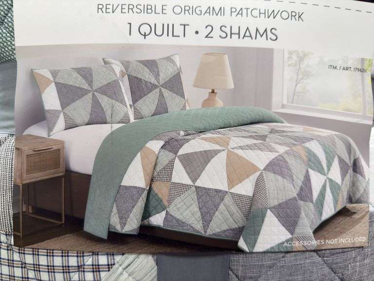 PEM 3pc King Quilt Set - Reversible Origami Patchwork
