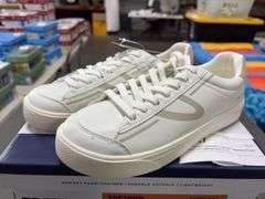 (2) Tretorn Women’s ‘Serve’ Memory Foam Sneakers (White Size 8.5)