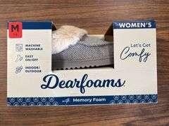 (4) Dearfoam Women’s Memory Foam Faux Fur Slippers (Gray (1) Size S & (3) Size M)