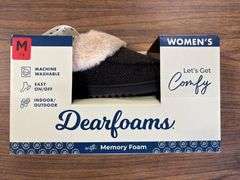 (4) Dearfoam Women’s Memory Foam Faux Fur Slippers (Gray (1) Size S & (3) Size M)