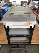 Igloo MaxCold Latitude 90qt Roller Cooler *Like New
