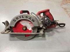 (2) SkilSaw 7-1/4" Worm Drive Circular Saws - Corded *Tested/Works