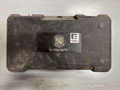 Benner/Newman Cutting Edge Rebar Cutting Saw w/ Extra Blades & Case - Corded *Powers