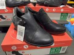 (4) JBU Womens Heeled Slip-On Clogs (Black Size 6/ 7.5/ 10)
