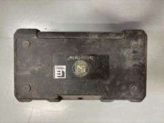 Benner/Newman Cutting Edge Rebar Cutting Saw w/ Extra Blades & Case - Corded *Powers