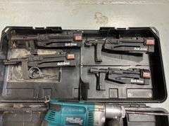 Makita Quik Drive Pro SDD Auto Feed Screw Driving System - 1-1/2" - 2-1/2" *Tested/Works