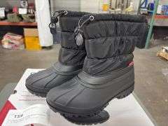 (2) Chooka Womens Waterproof Insulated Snow Boots (Black Size 6)