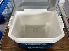Igloo MaxCold Latitude 62qt Roller Cooler