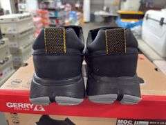 (2) Gerry MOC II Men’s Slip On (Black Size 8/ 11)