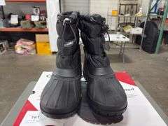 (4) Chooka Women’s Waterproof Insulated Snow Boots (Black Size 9)