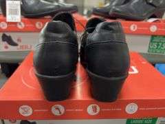 (4) JBU Womens Heeled Slip-On Clogs (Black Size 6/ 7.5/ 10)