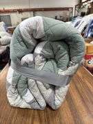 PEM 3pc King Quilt Set - Reversible Origami Patchwork