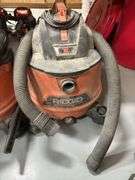 (2) Ridgid NXT Medium Wet/Dry Shop Vacuums *Tested/Works