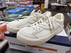 (2) Tretorn Women’s ‘Serve’ Memory Foam Sneakers (White Size 8.5)
