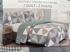 PEM 3pc King Quilt Set - Reversible Origami Patchwork