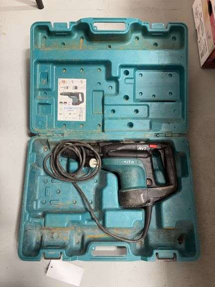 Makita HR4001C Corded Rotary Hammer w/ Case (Heavily Used) *Tested/Works