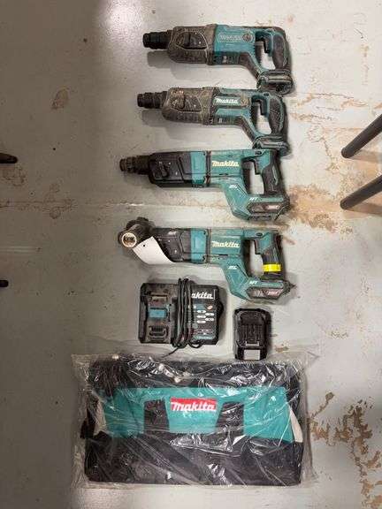 (2) Makita GRH07 40v Rotary Hammers & (2) Makita XRH04 18v Rotary Hammers w/ (1) 40v Battery & Charger