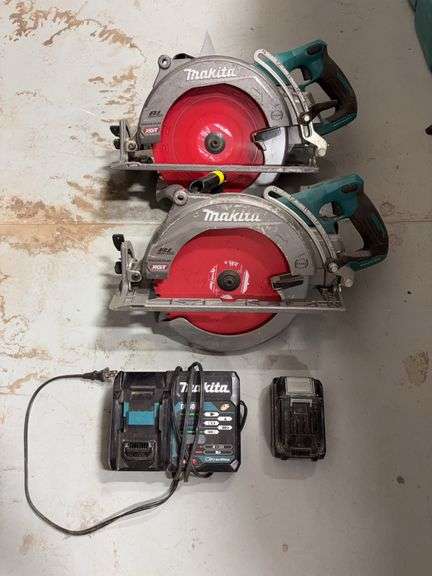(2) Makita 40v GSR02 10-1/4" Cordless Circular Saws w/ Battery & Charger *Tested/Works